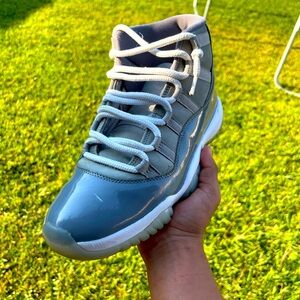 Jordan 11 cool grey retro